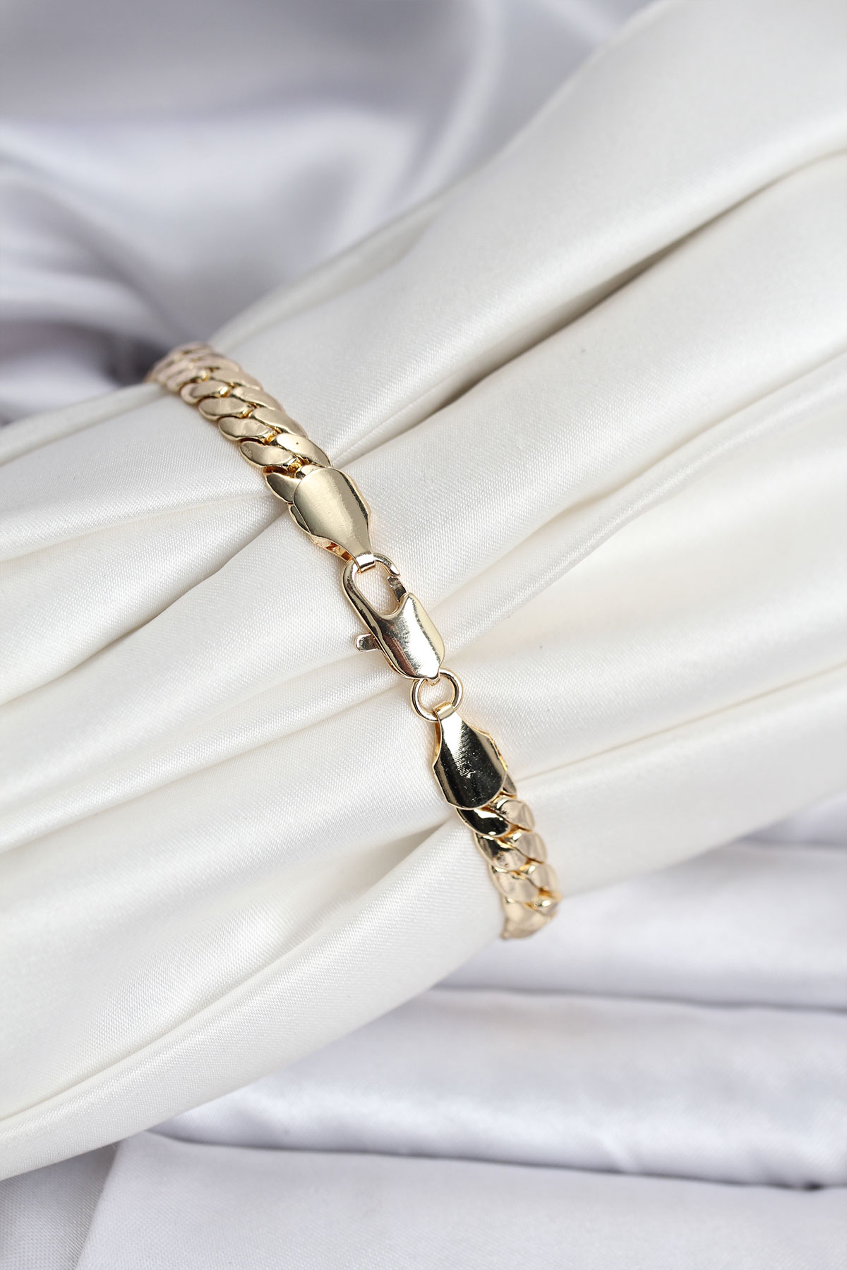 14K Gold Renk Kaplama Ezme Zincir Model Kadın Bileklik 2