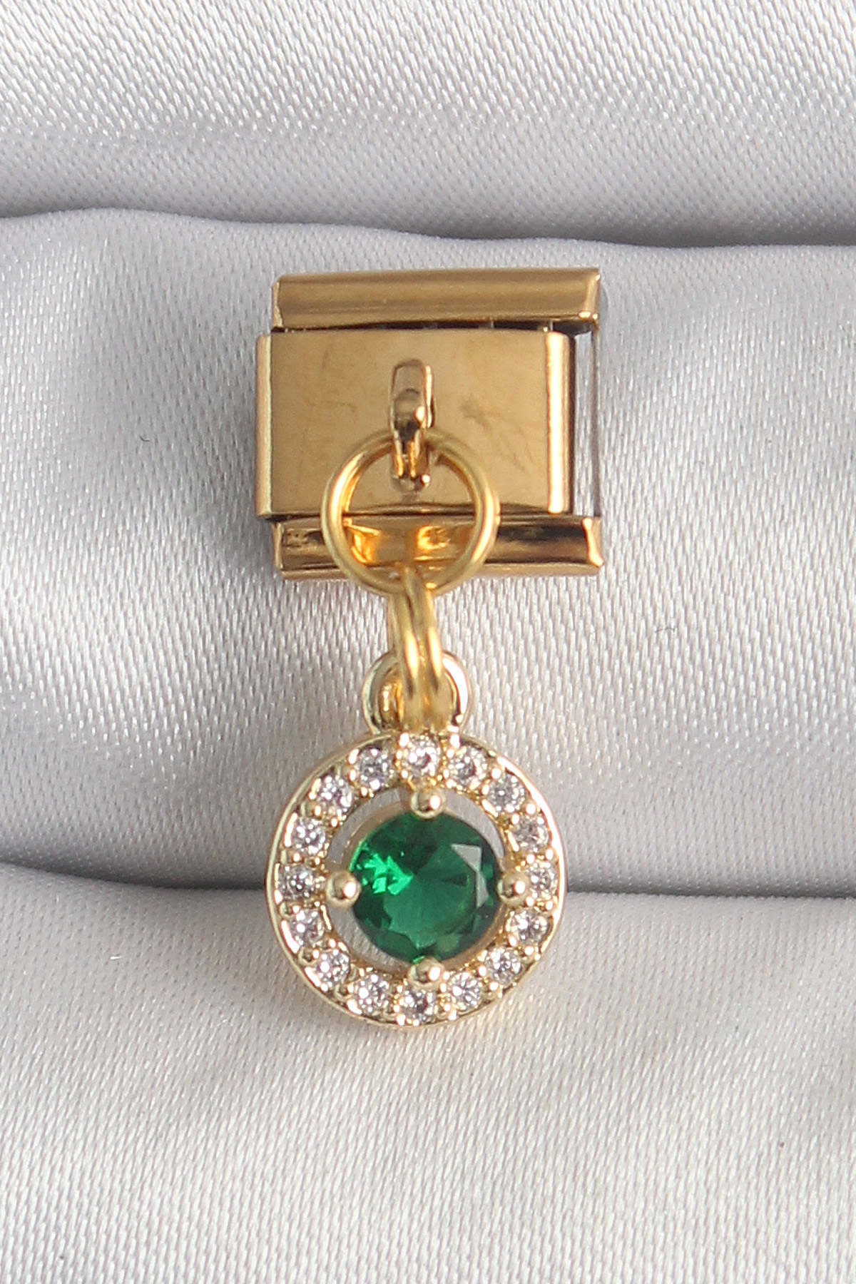 Çelik Gold Renk Sallantı Yeşil Zirkon Taşlı Nomination Charm