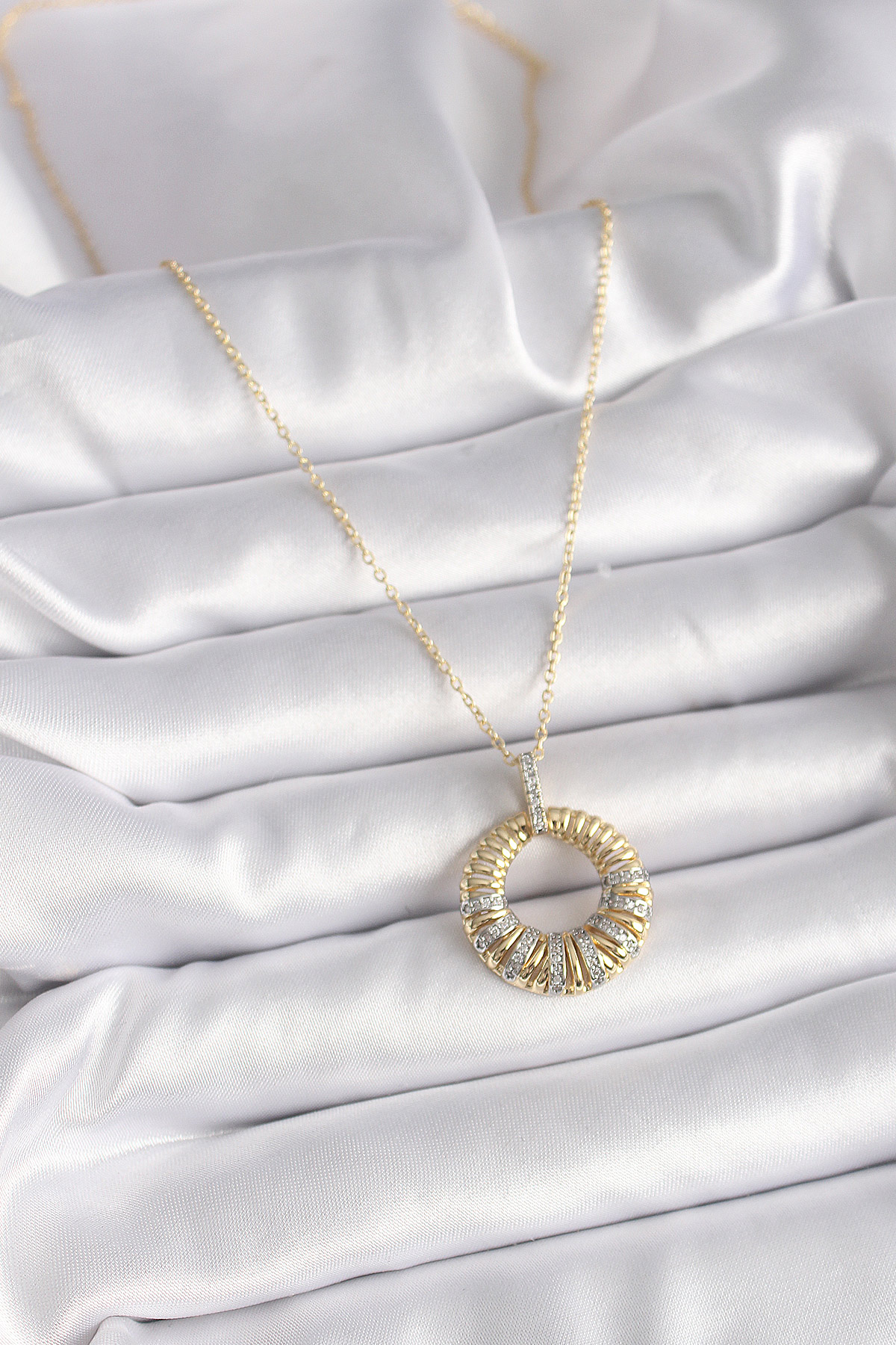 Çelik Gold Renk Zincir Gümüş Zirkon Taşlı Daire Model Kadın Kolye 2