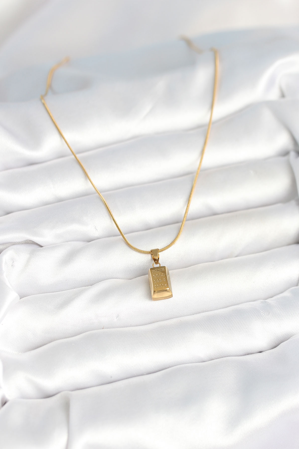 Çelik Gold Renk Mini Külçe Altın Model Kolye 2