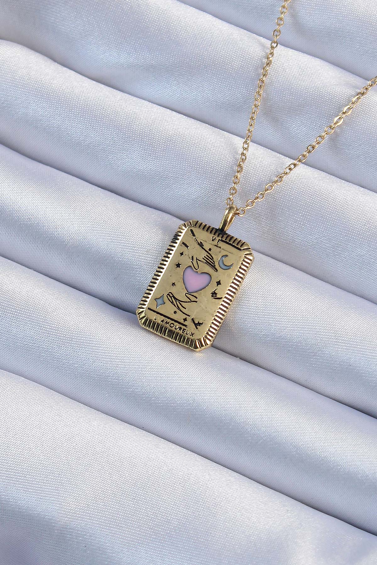Çelik Zincir Eskitme Altın Renk Pembe Mineli Kalp Figürlü Tarot Kolye