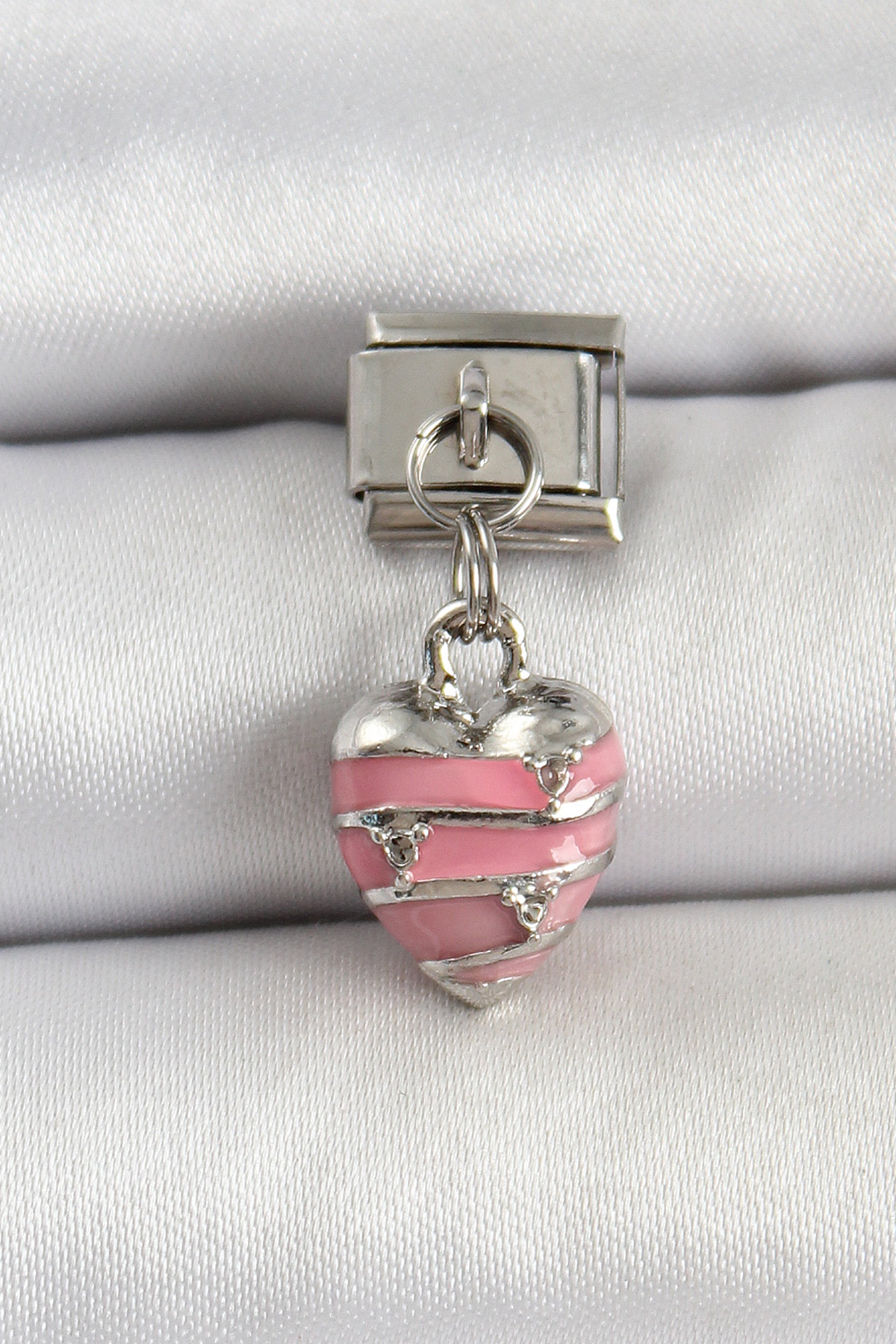 Çelik Gümüş Renk Pembe Kalp Model Nomination Charm