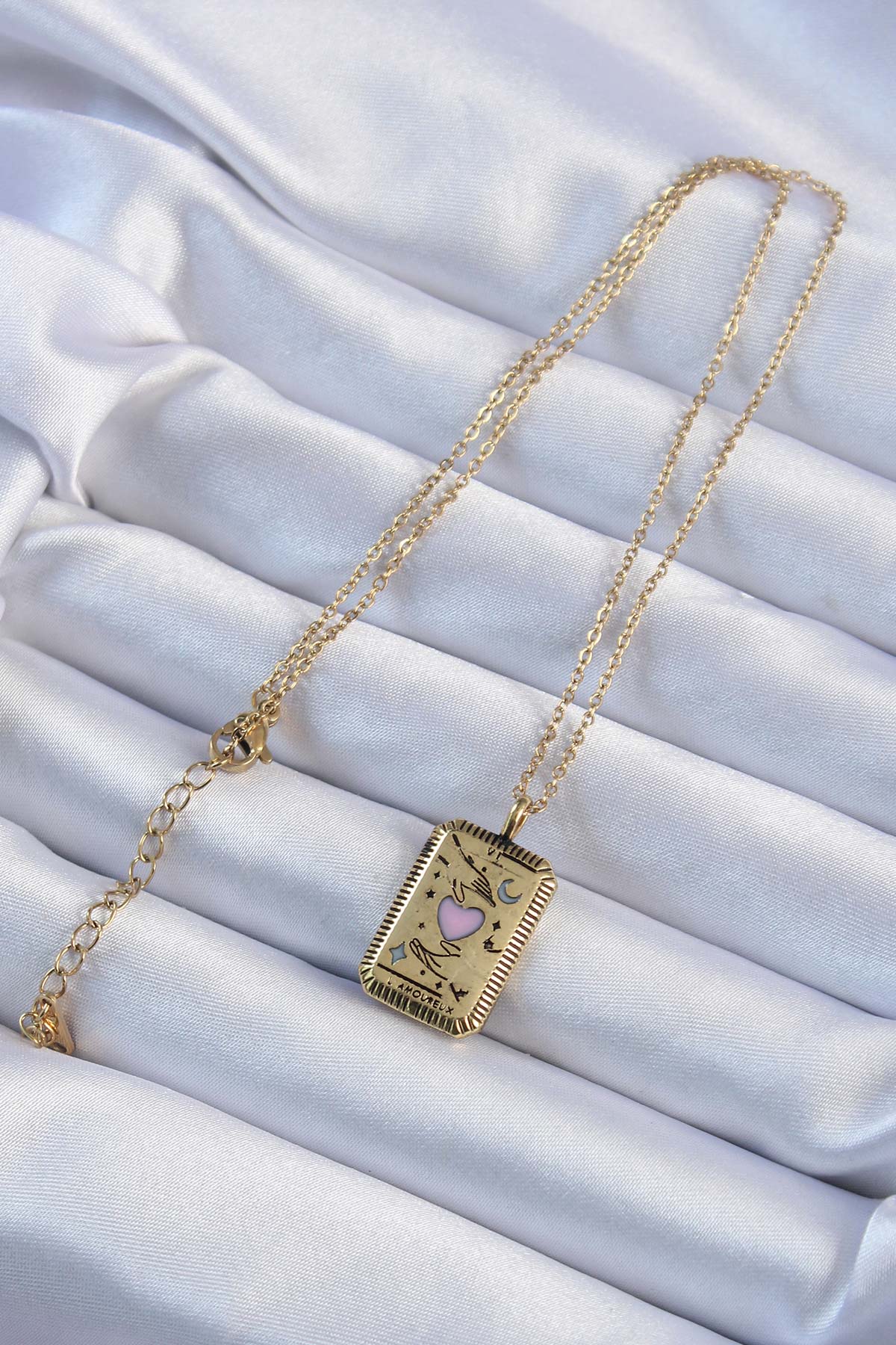 Çelik Zincir Eskitme Altın Renk Pembe Mineli Kalp Figürlü Tarot Kolye