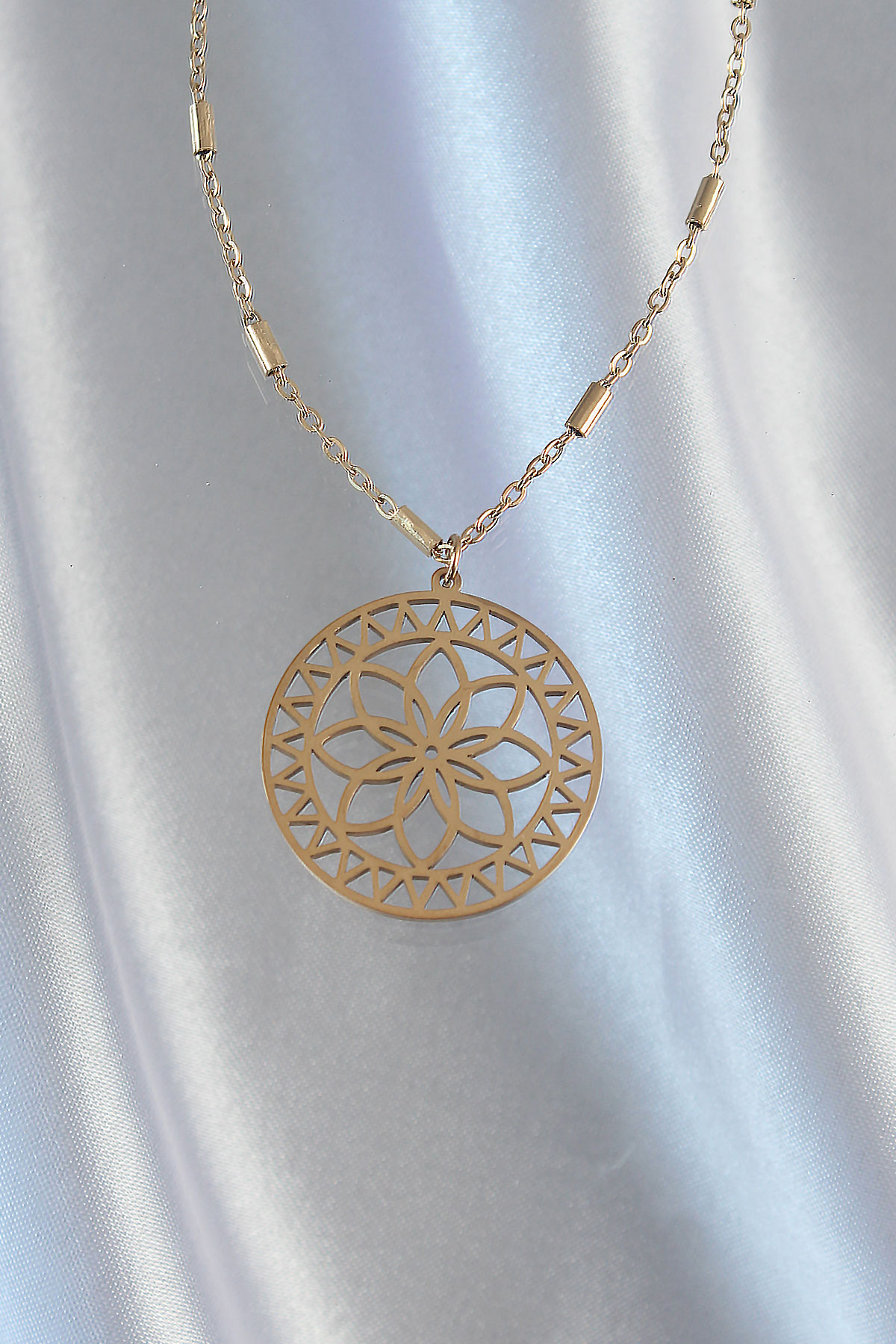 Çelik Zincir Gold Renk Lotus Model Kolye 2