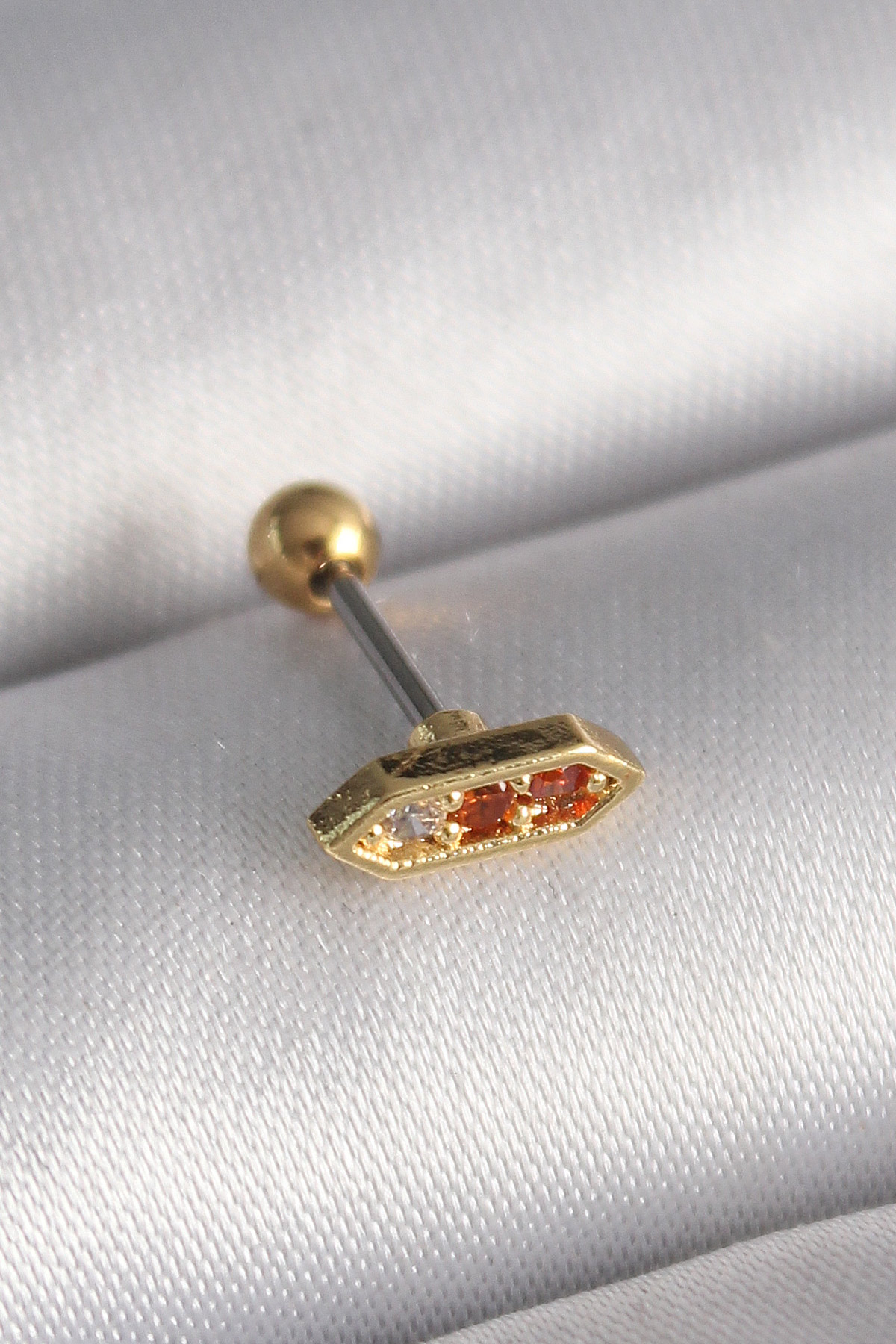 Çelik Gold Renk Turuncu Zirkon Taşlı Tragus Piercing