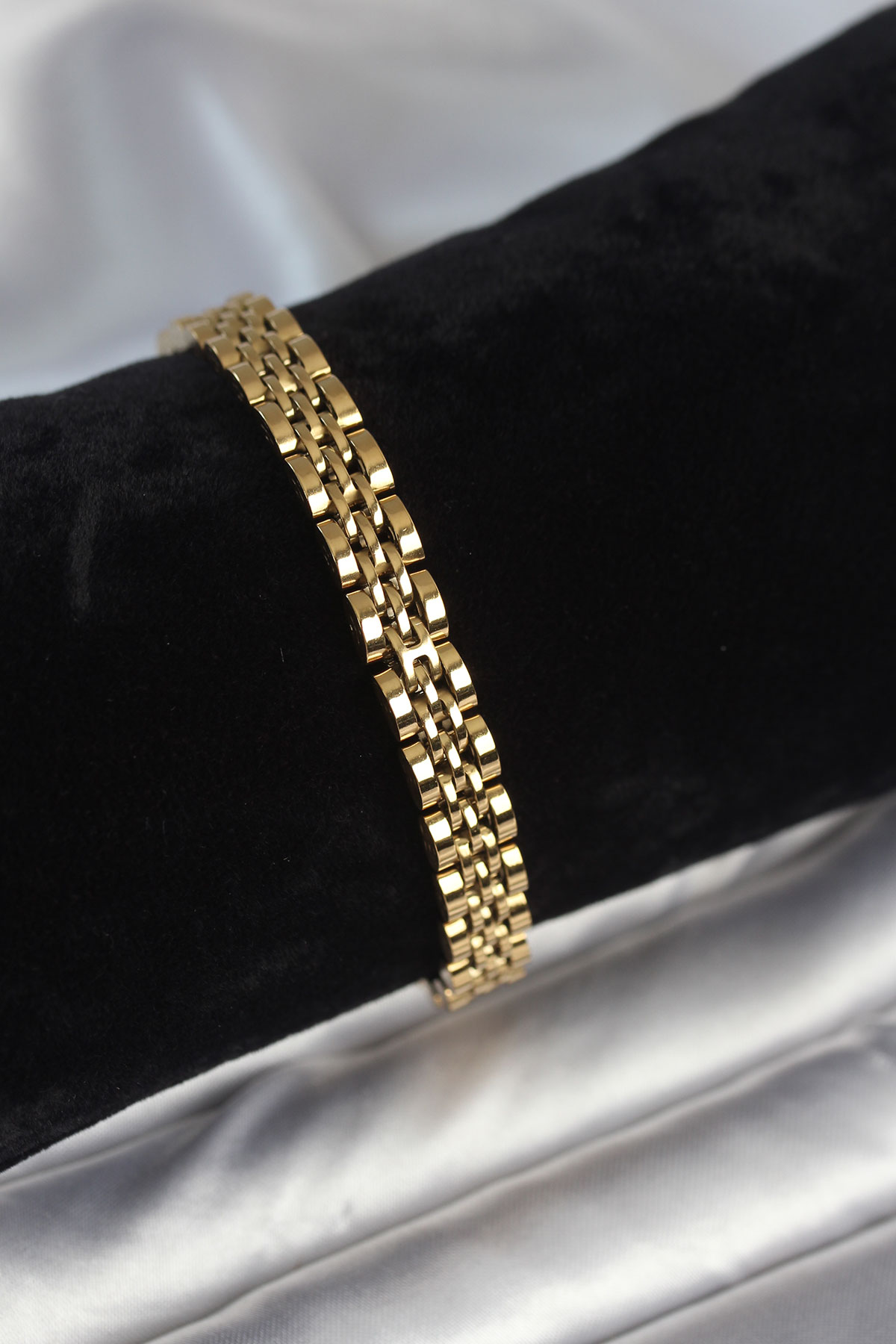 Çelik 7 mm Kalınlıkta Gold Renkli Erkek Bileklik
