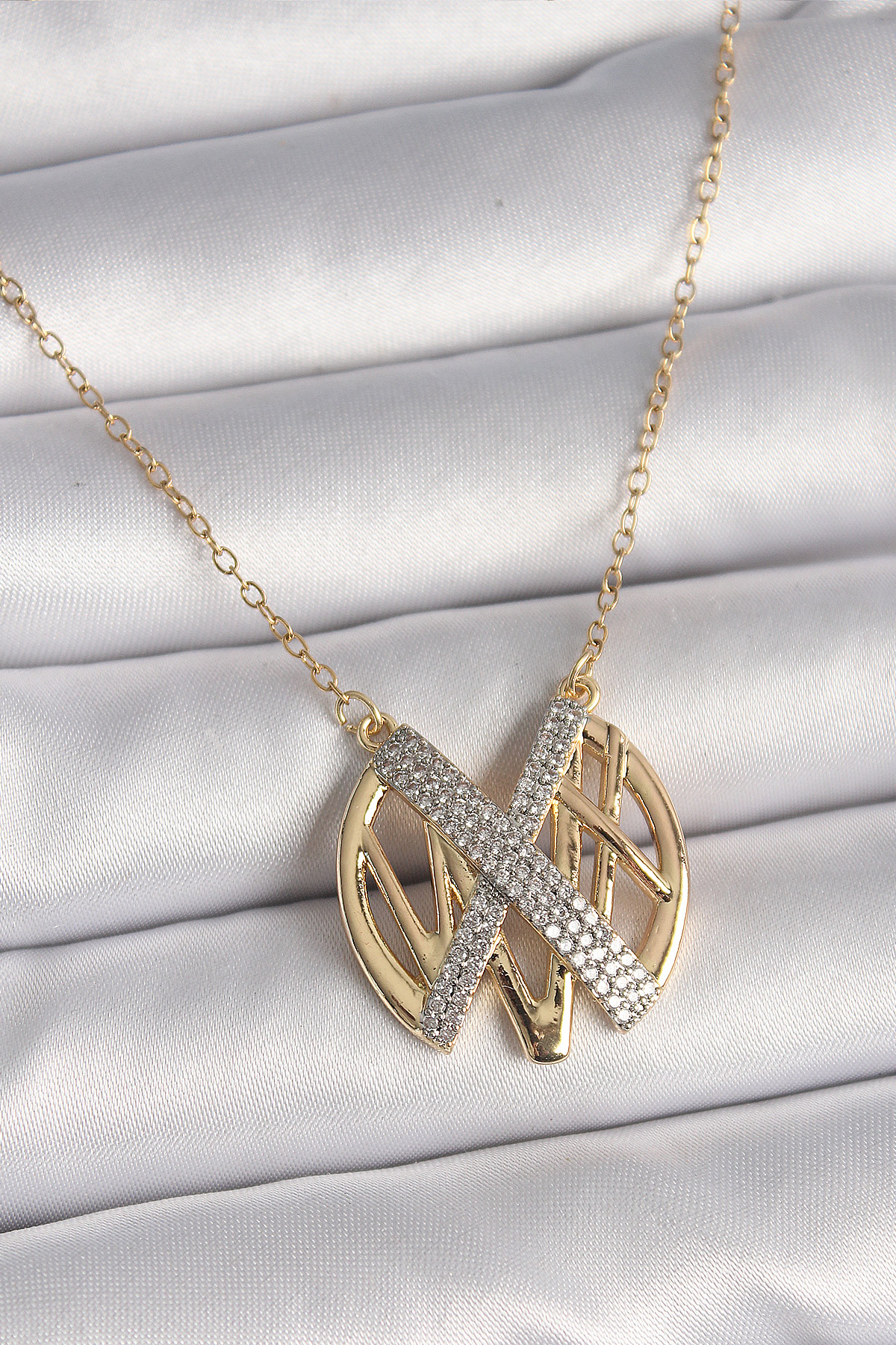 Çelik Gold Renk Zirkon Taşlı Vintage Model Kadın Kolye