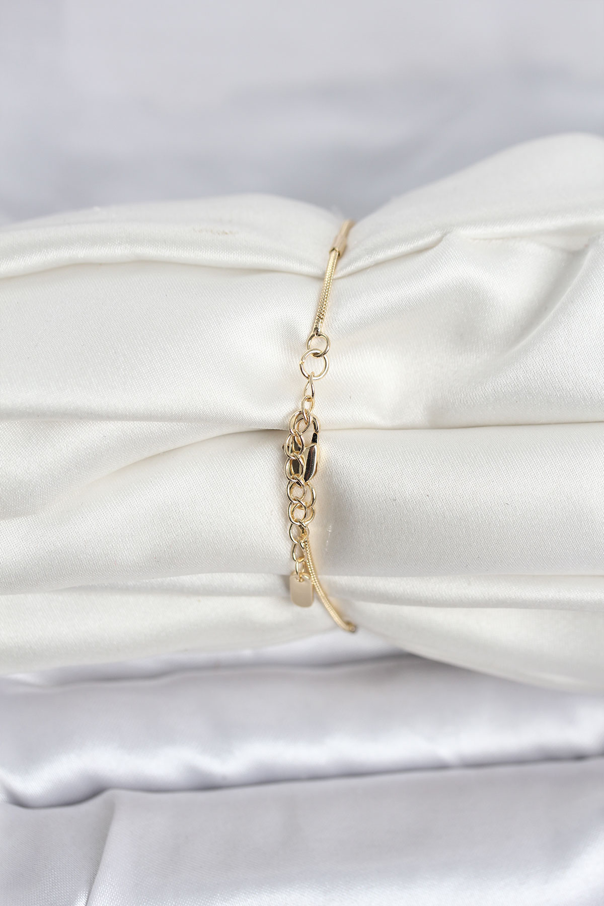 CM 14K Gold Renk Barlı Yılan Zincir Model Kadın Bileklik 2