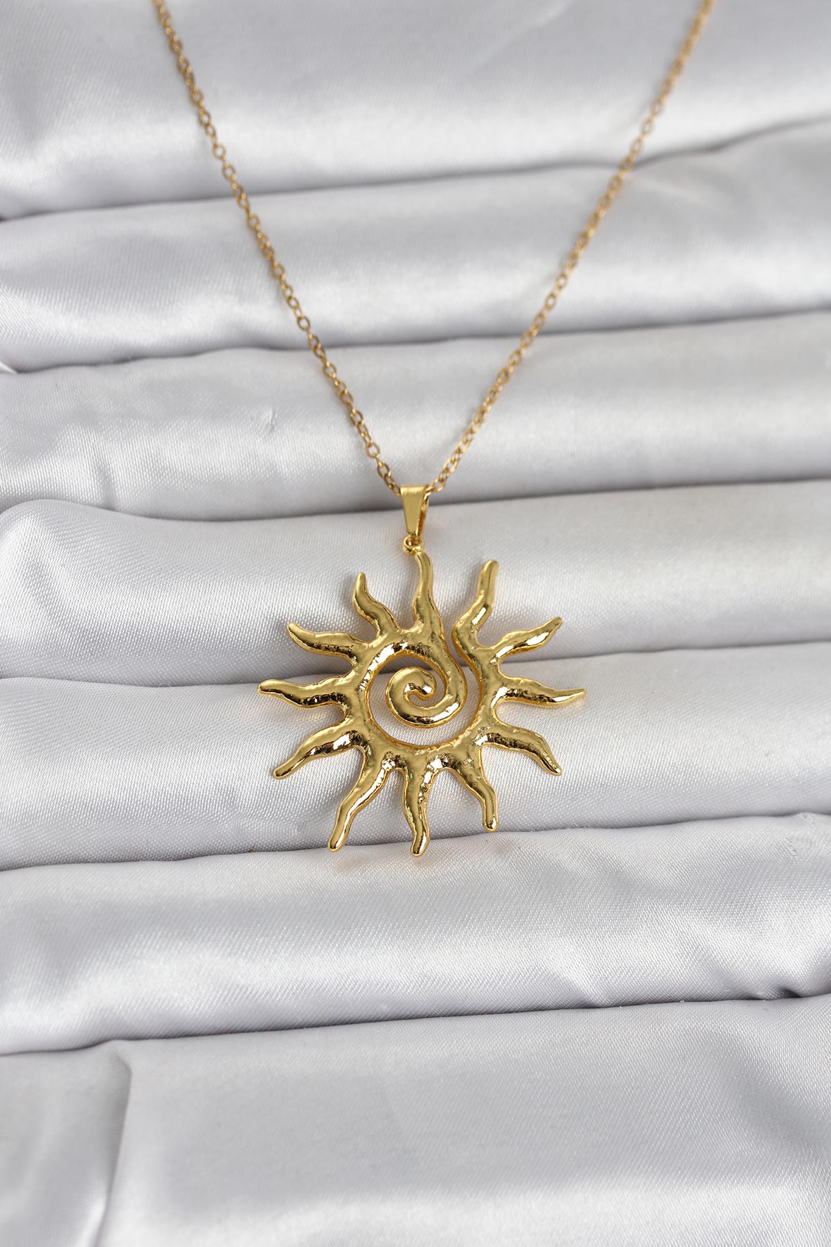 Çelik Gold Renk Bohem Güneş Model Kadın Kolye