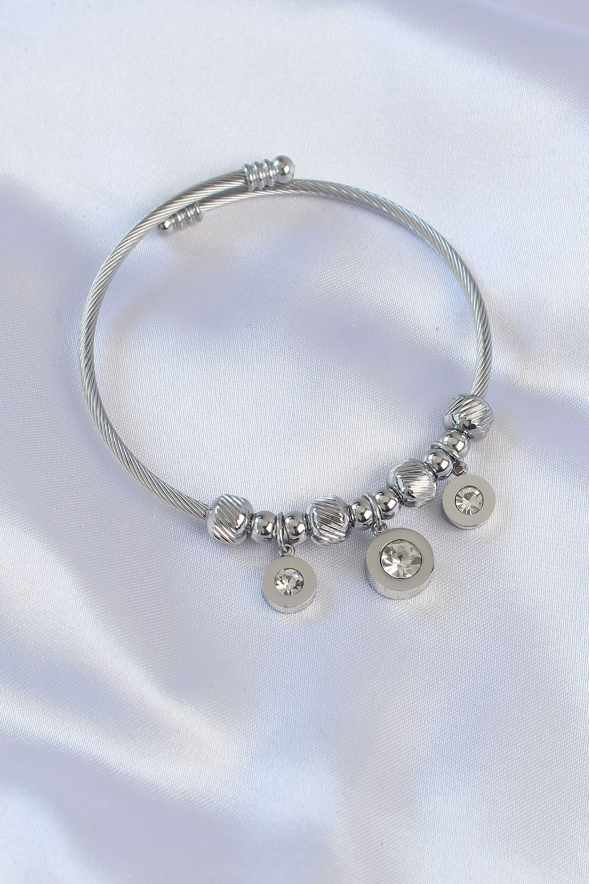Çelik Gümüş Renk Zirkon Taşlı Model Charm Bileklik