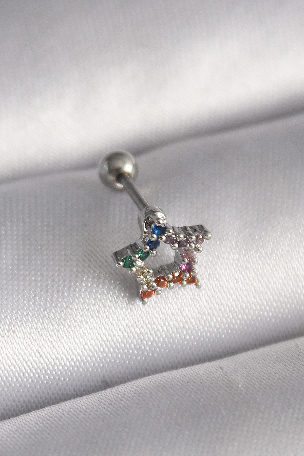 Çelik Gümüş Renk Renkli Zirkon Taşlı Yıldız Model Tragus Piercing