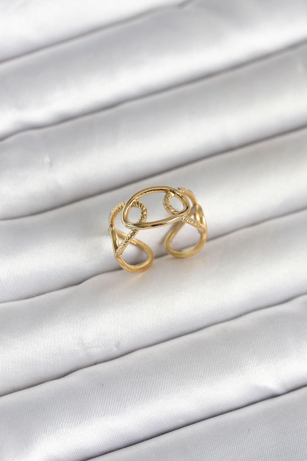 Çelik Gold Renk Zincir Model Kadın Yüzük