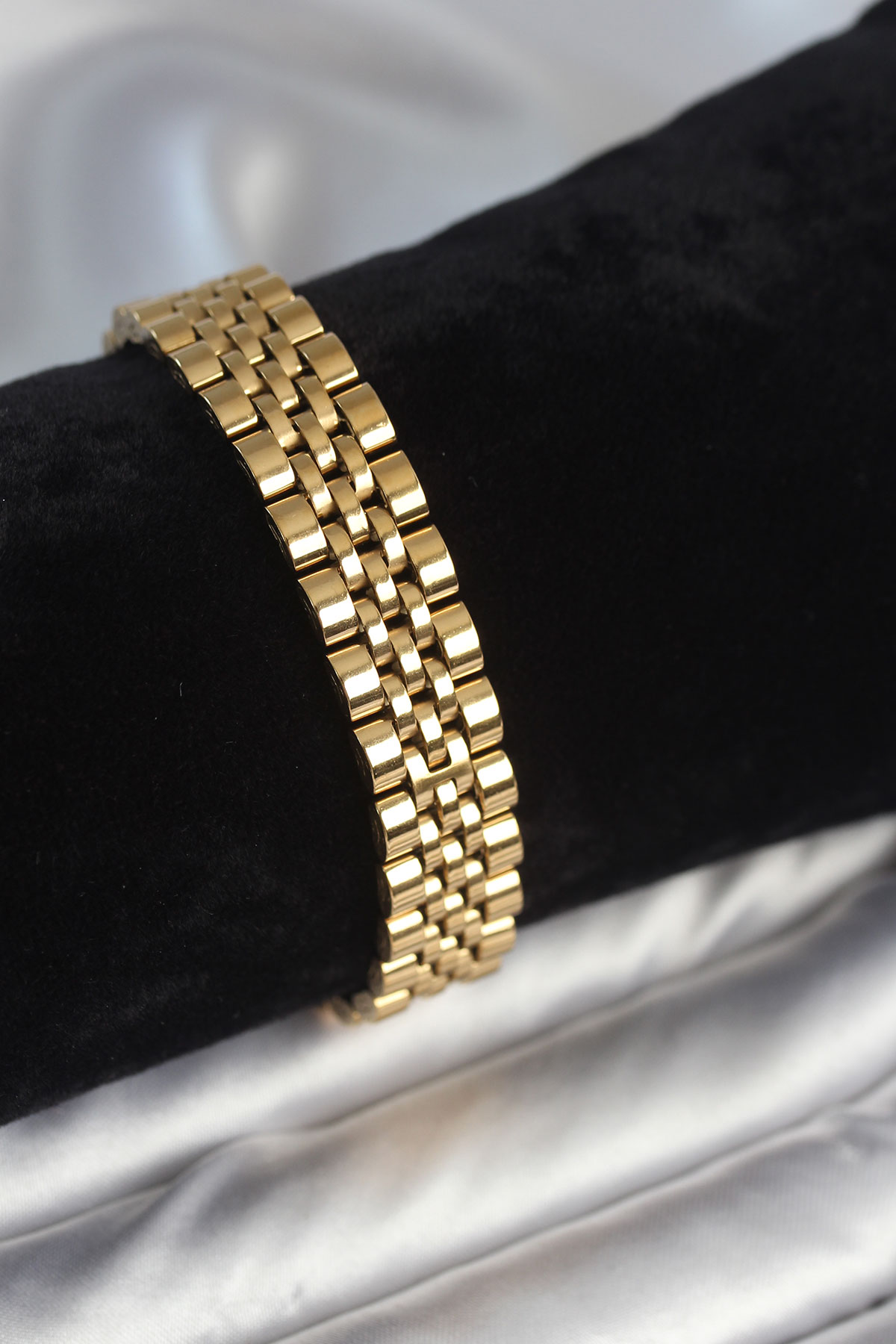 Çelik 12 mm Kalınlıkta Gold Renkli Erkek Bileklik