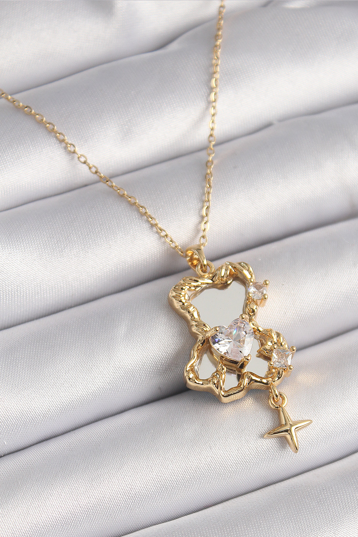 Çelik Gold Renk Zincir Ayna Ayıcık Model Zirkon Taşlı Kalp Model Kadın Kolye